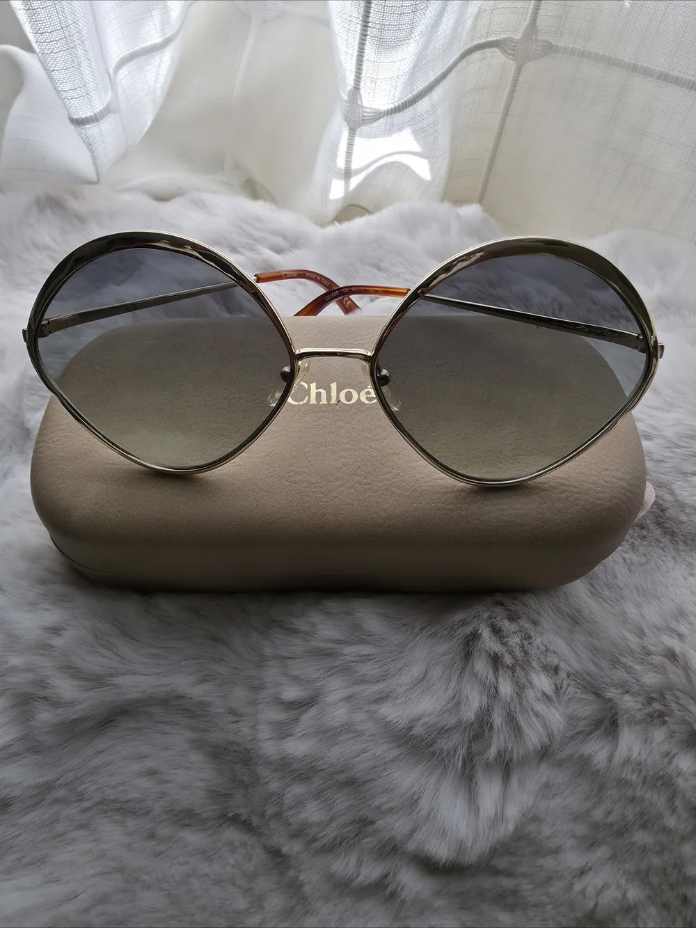 Chloe Gold-Tone Round Sunglasses with Black Lenses